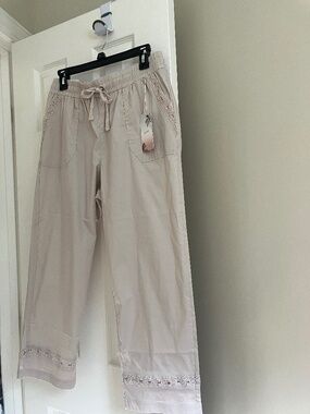 Palm Rio NWT Boho-style Light Beige Pull-on Pants Size S